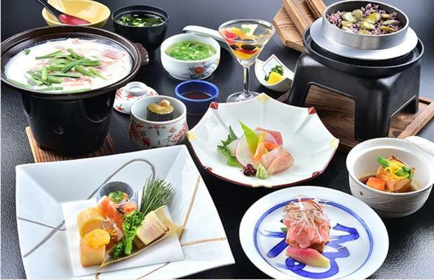 Kkr Hakone Miyanoshita Hotel Buitenkant foto