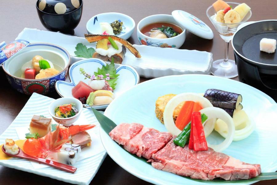 Kkr Hakone Miyanoshita Hotel Buitenkant foto