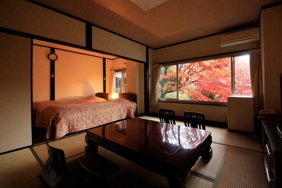 Kkr Hakone Miyanoshita Hotel Buitenkant foto