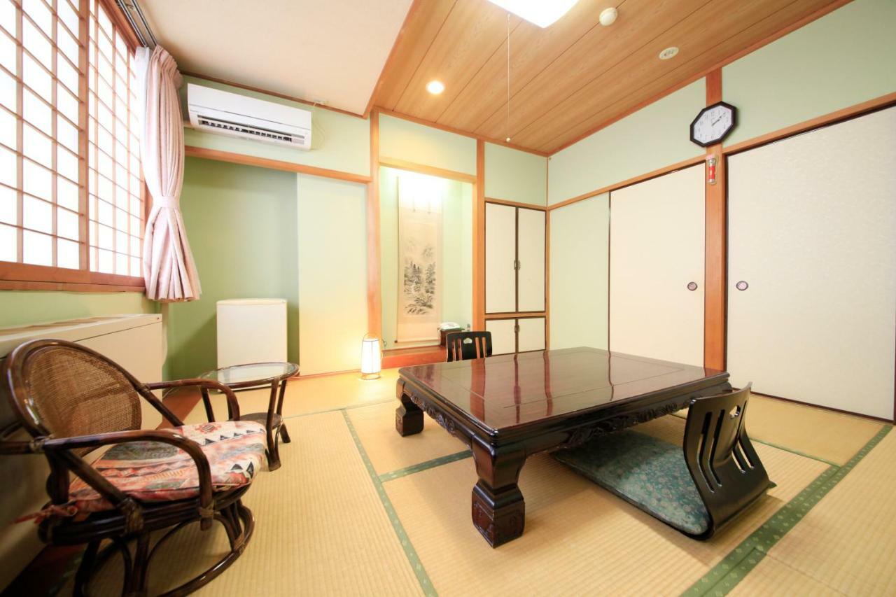 Kkr Hakone Miyanoshita Hotel Buitenkant foto